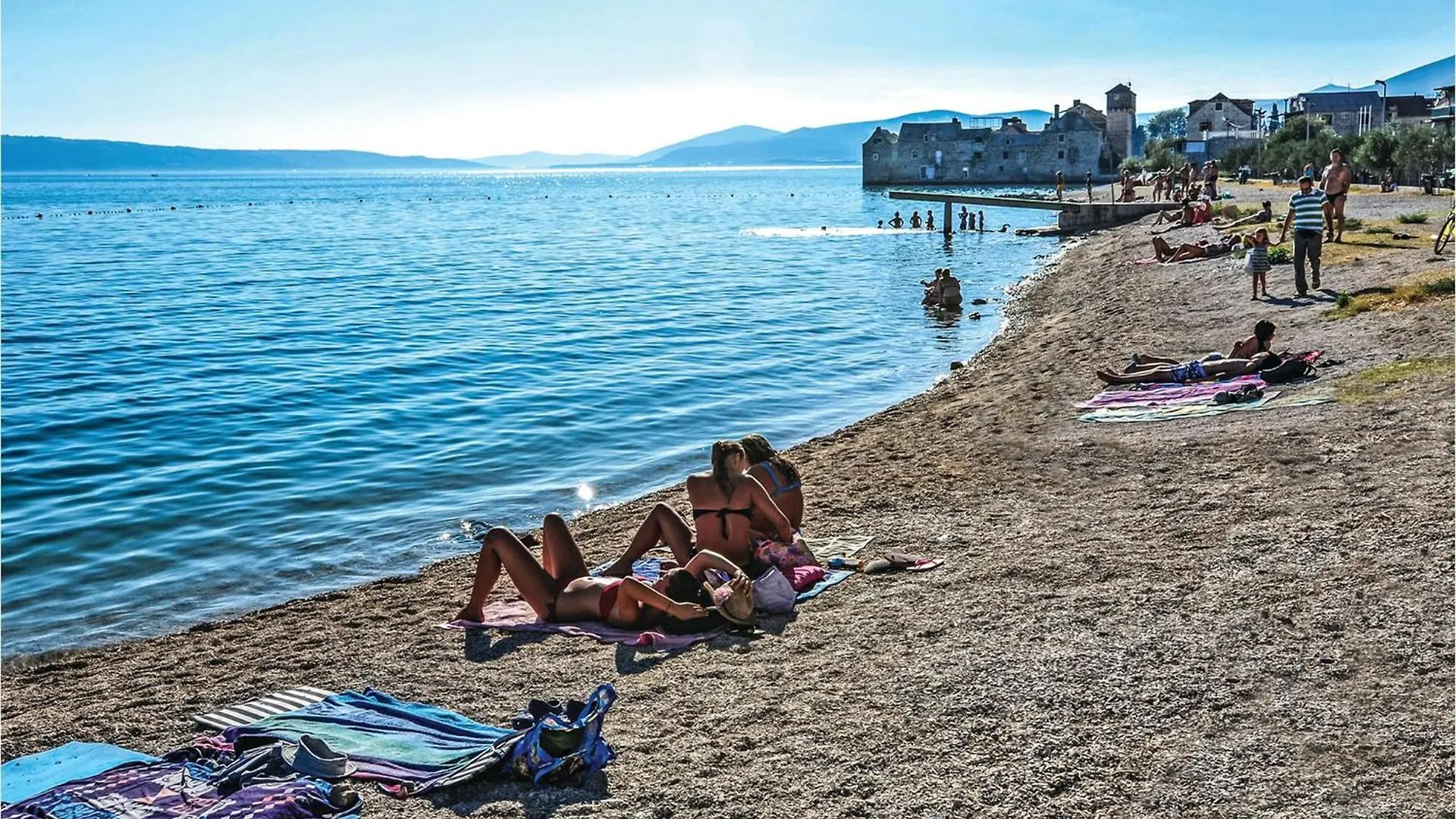Awesome Apartment In Kastel Gomilica With Kitchen Kastela